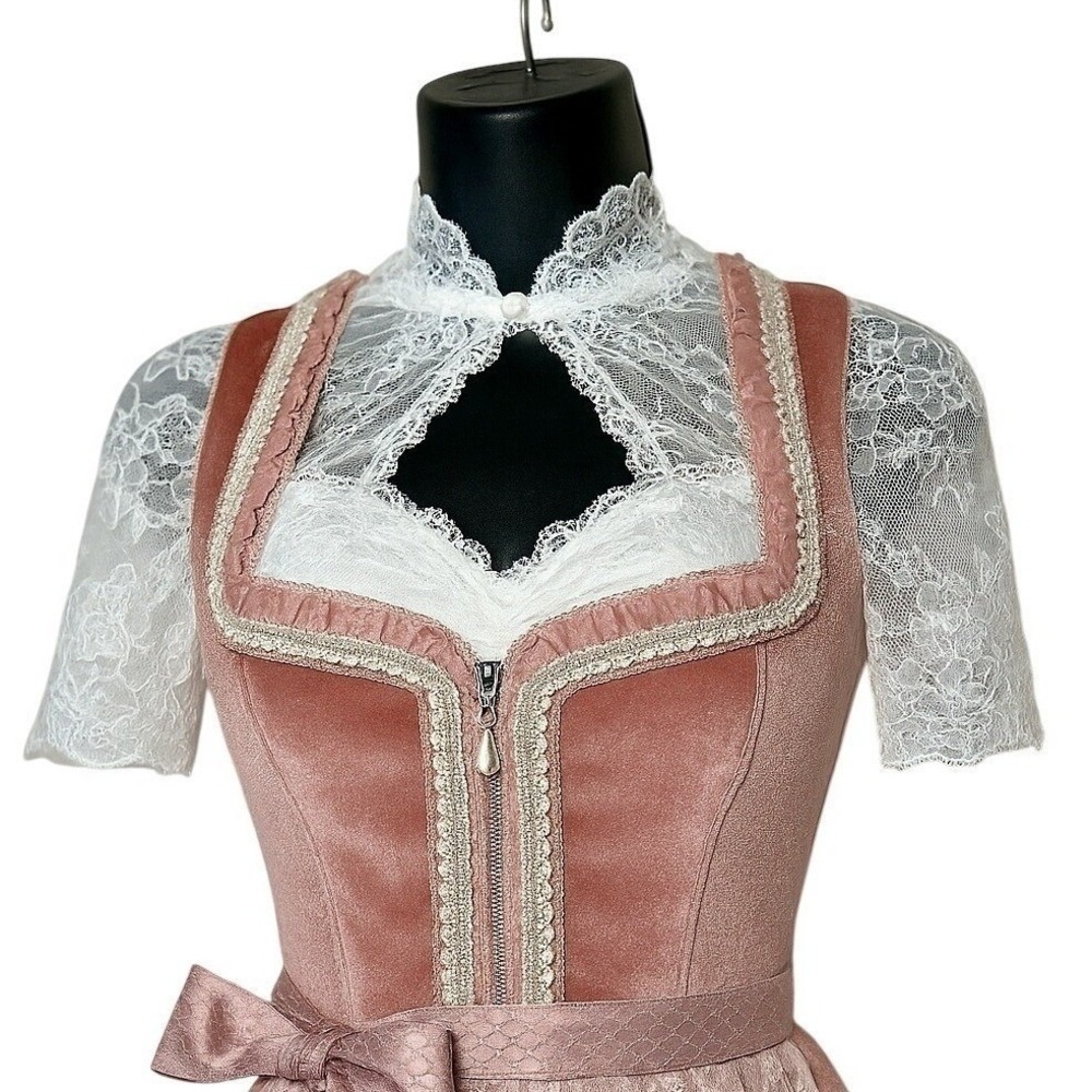 New Large White Lace Dirndl Blouse Keyhole Neck Vneck Top Shirt Oktoberfest
